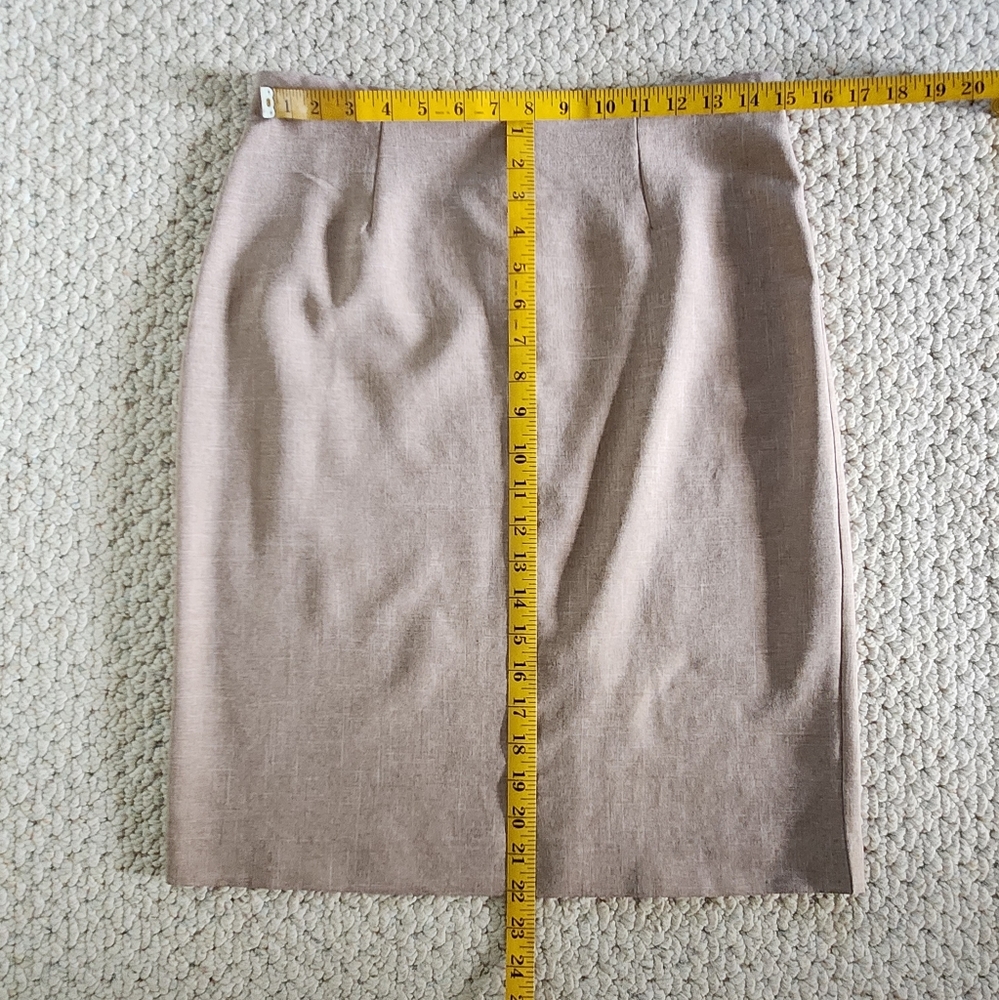 Jemma Set of two- Jacket and Skirt - Picture 11 of 14